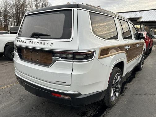 2022 Jeep Grand Wagoneer Series III 4x4