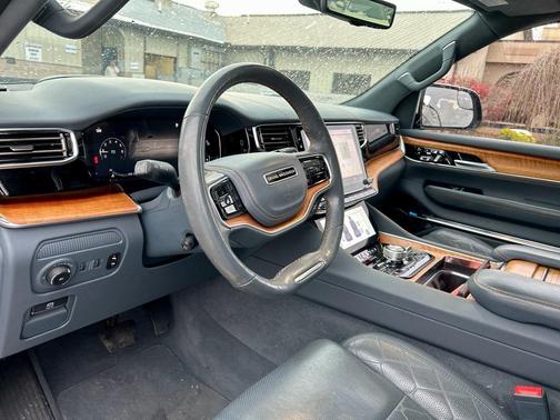 2022 Jeep Grand Wagoneer Series III 4x4