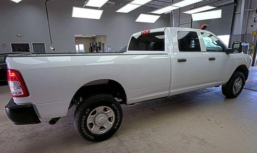 Bright White Clearcoat 2024 RAM 2500 Tradesman Crew Cab 4x4 8' Box