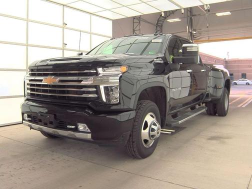 2023 Chevrolet Silverado 3500 High Country