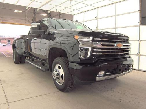 2023 Chevrolet Silverado 3500 High Country
