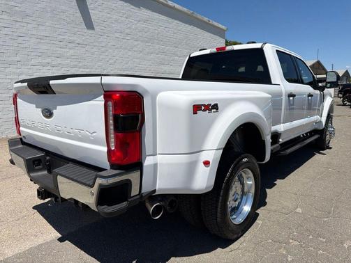 Oxford White 2026 Ford F-450 XLT