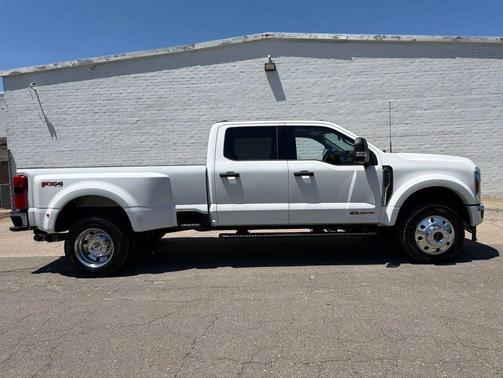 Oxford White 2026 Ford F-450 XLT