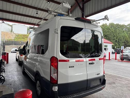 2018 Ford Transit-150 XLT