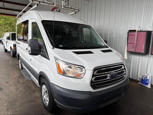2018 Ford Transit-150 XLT