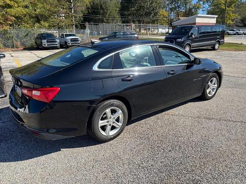 2022 Chevrolet Malibu LT