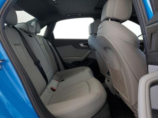 2022 Audi A4 45 S line Premium Plus