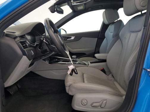 2022 Audi A4 45 S line Premium Plus