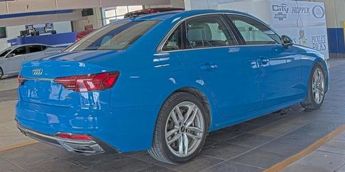 2022 Audi A4 45 S line Premium Plus