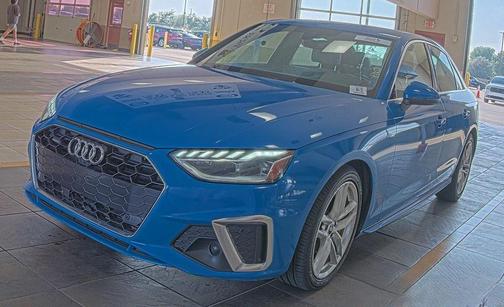 2022 Audi A4 45 S line Premium Plus