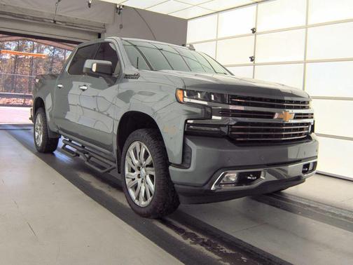 Satin Steel Metallic 2019 Chevrolet Silverado 1500 High Country