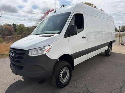 2024 Mercedes-Benz Sprinter 2500 High Roof