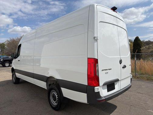 2024 Mercedes-Benz Sprinter 2500 High Roof