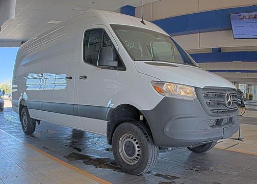 2024 Mercedes-Benz Sprinter 2500 Cargo 170 WB