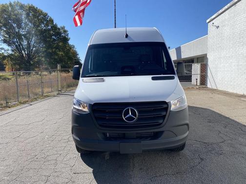 2025 Mercedes-Benz Sprinter 2500 High Roof