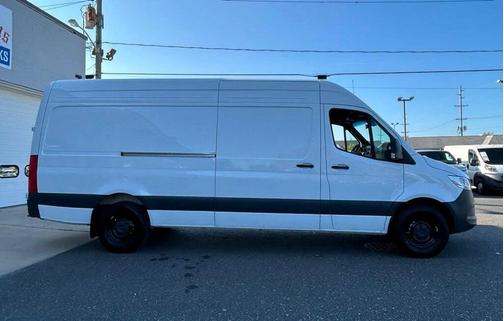 2025 Mercedes-Benz Sprinter 2500 High Roof