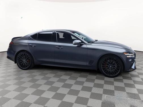 2022 Genesis G70 3.3T RWD Launch Edition