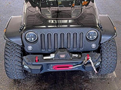 Black Clearcoat 2016 Jeep Wrangler Unlimited Rubicon