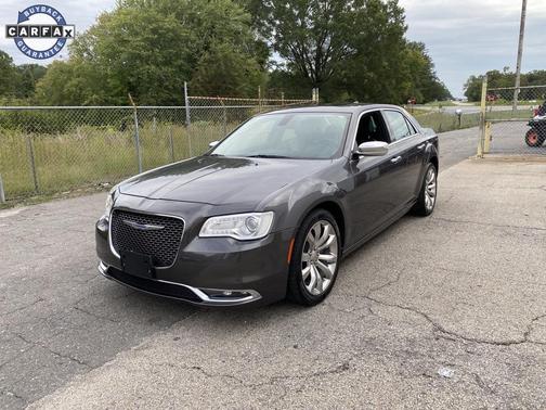2019 Chrysler 300 Limited