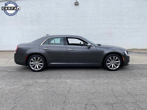 2019 Chrysler 300 Limited