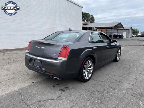 2019 Chrysler 300 Limited