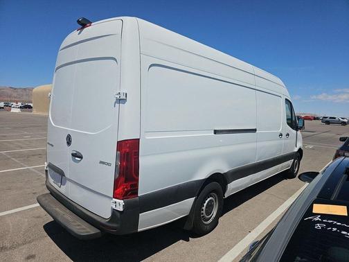 2022 Mercedes-Benz Sprinter 2500 High Roof