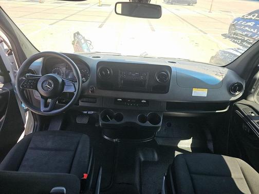 2022 Mercedes-Benz Sprinter 2500 High Roof