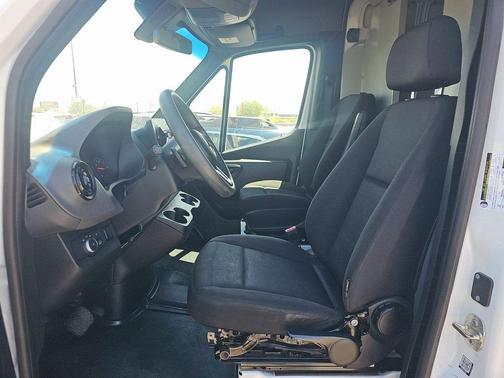 2022 Mercedes-Benz Sprinter 2500 High Roof