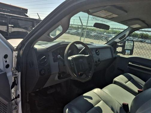 2015 Ford F-350 XL