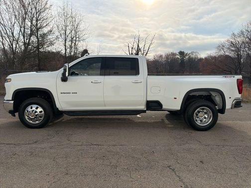 2026 Chevrolet Silverado 3500 LTZ