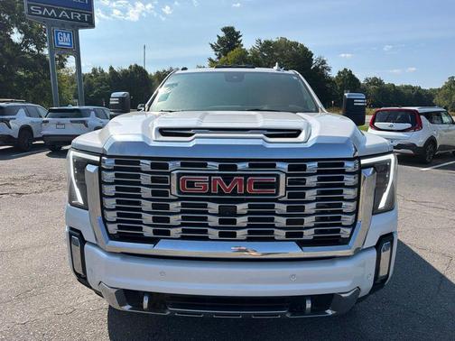 White Frost Tricoat 2024 GMC Sierra 3500 Denali