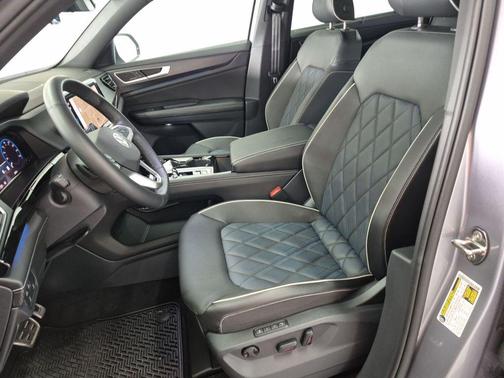 Silver Mist Metallic 2025 Volkswagen Atlas Cross Sport 2.0T SEL Premium