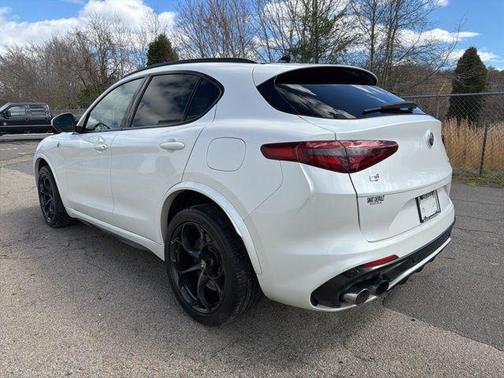2018 Alfa Romeo Stelvio Quadrifoglio