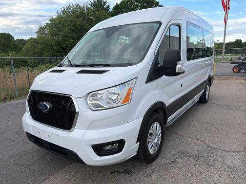 Oxford White 2022 Ford Transit-350 XLT