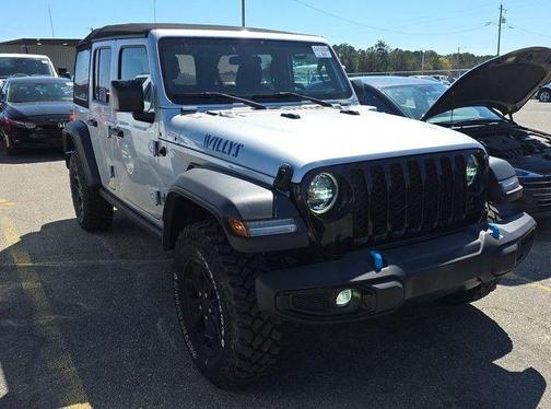 Silver Zynith Clearcoat 2023 Jeep Wrangler 4xe Willys