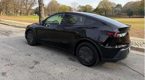 Diamond Black 2026 Tesla Model Y Rear-Wheel Drive