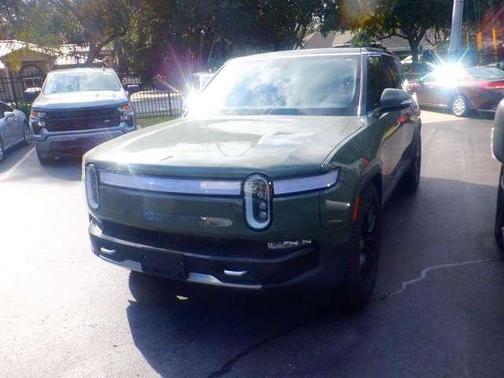 2022 Rivian R1S Launch Edition