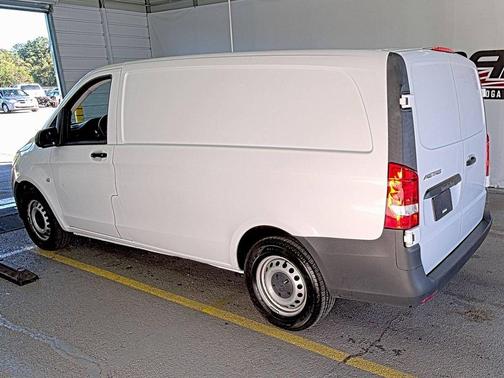 2021 Mercedes-Benz Metris Base