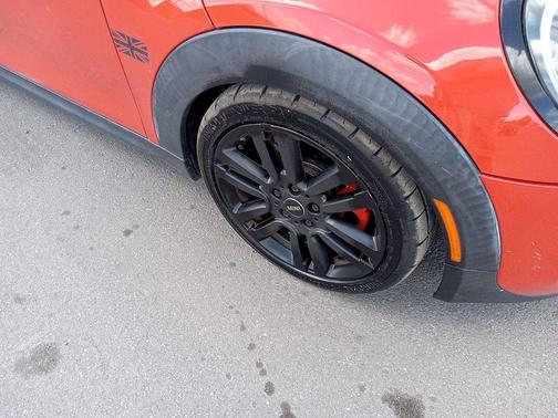 2020 MINI Hardtop Signature