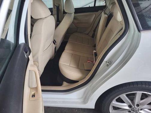 2014 Volkswagen Jetta SportWagen DSG TDI w/Sunroof