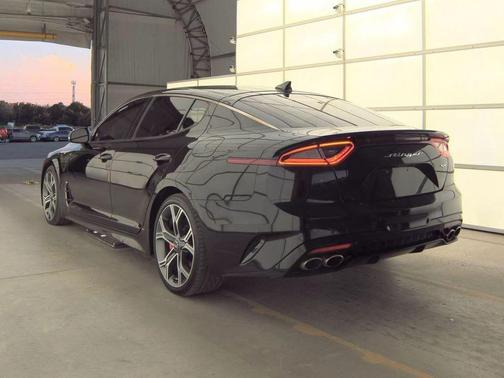 2020 Kia Stinger GT2