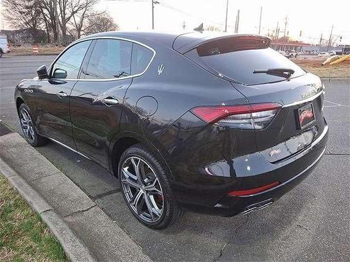 2023 Maserati Levante GT