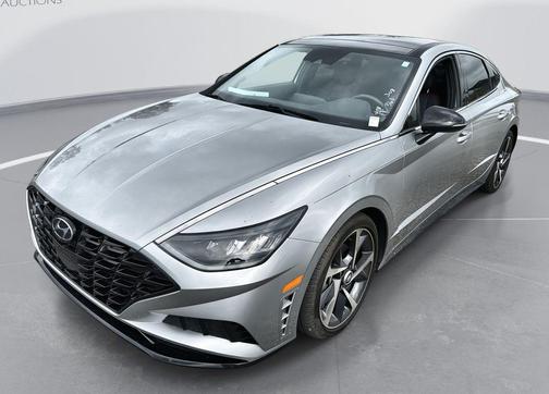 Shimmering Silver Pearl 2022 Hyundai SONATA SEL Plus