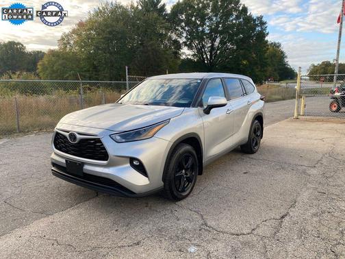 2024 Toyota Highlander LE