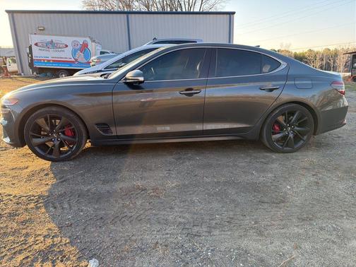 2022 Genesis G70 3.3T RWD