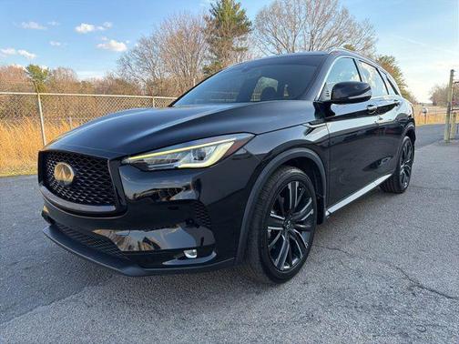 2022 INFINITI QX50 LUXE AWD