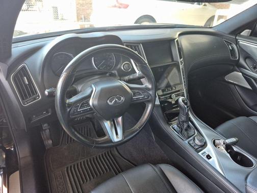 2018 INFINITI Q60 3.0T LUXE