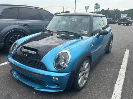 Electric Blue Metallic 2003 MINI Cooper S Base