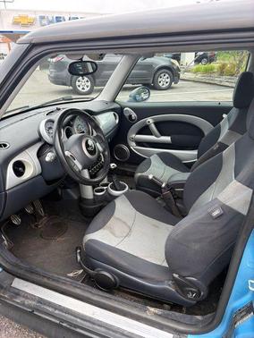 Electric Blue Metallic 2003 MINI Cooper S Base