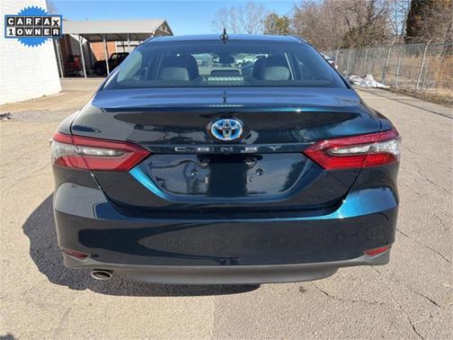 2021 Toyota Camry Hybrid XLE